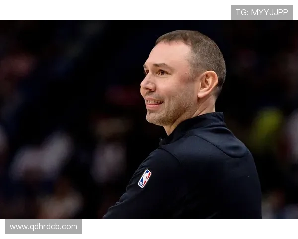 阿德尔曼谈裁判判罚与被驱逐事件认为是对上次交手的回应